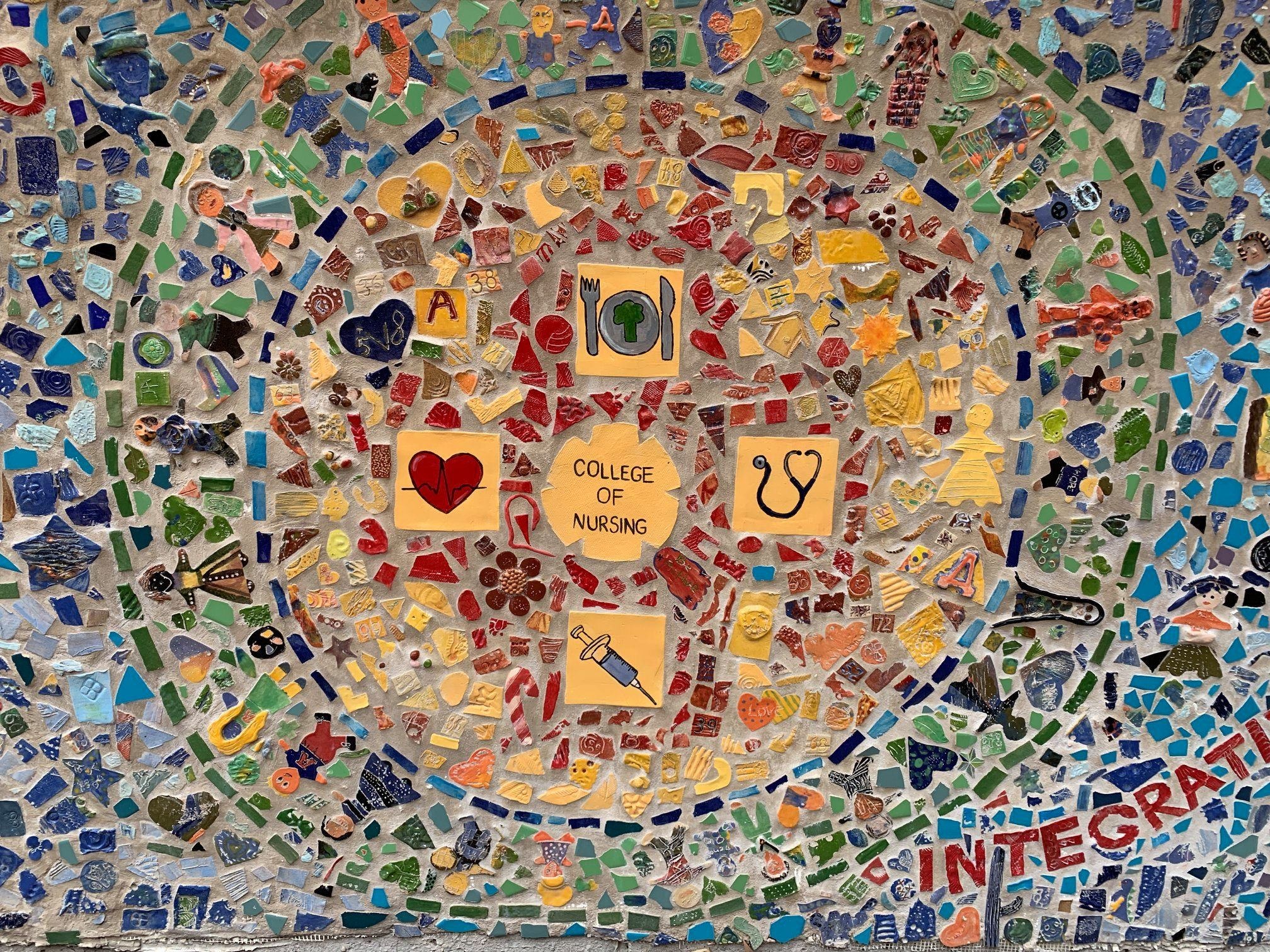A mural created by the artists of Artworks that represents the UArizona College of Nursing.